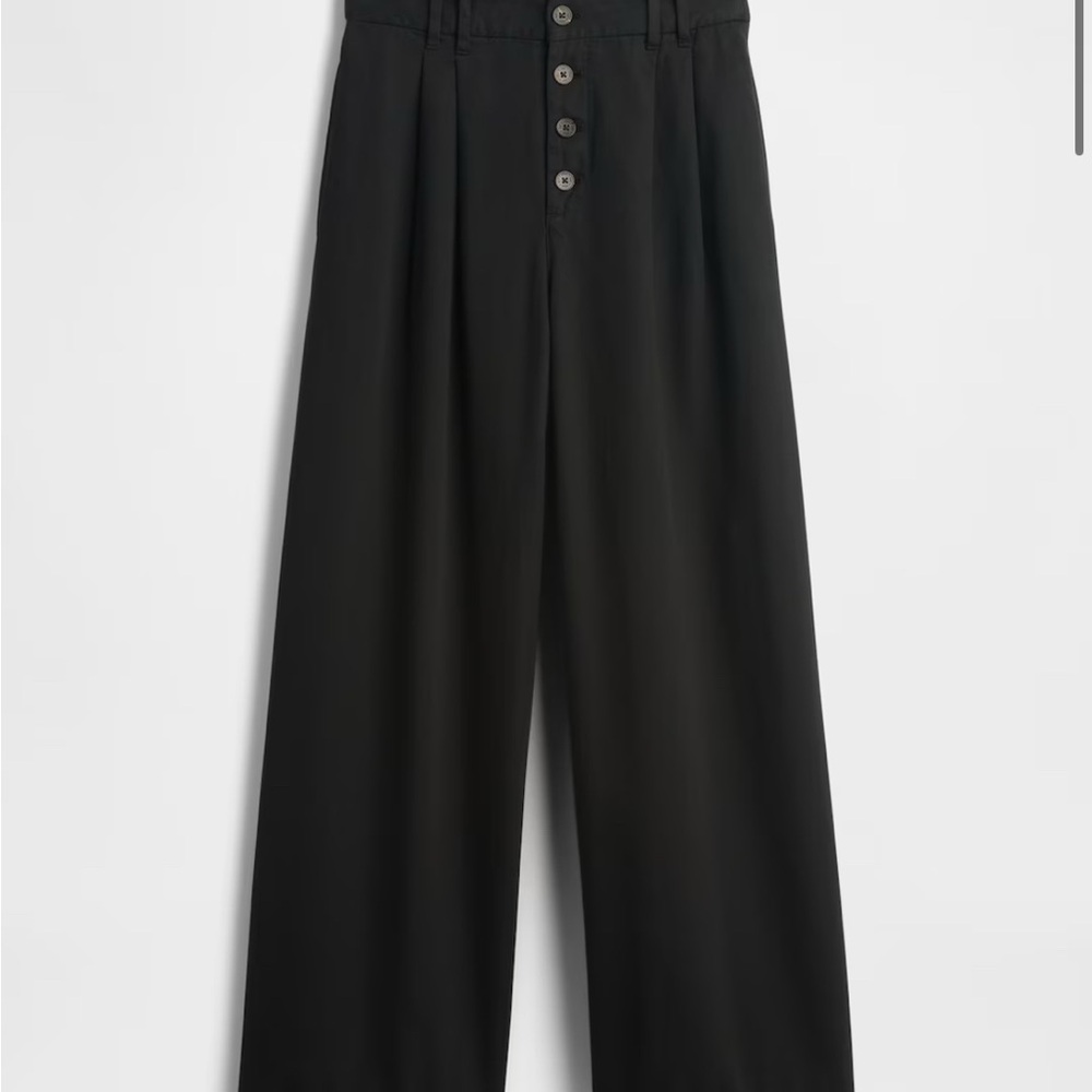 Black High-Waisted Wide-Leg NWT
GAP X dôen collab